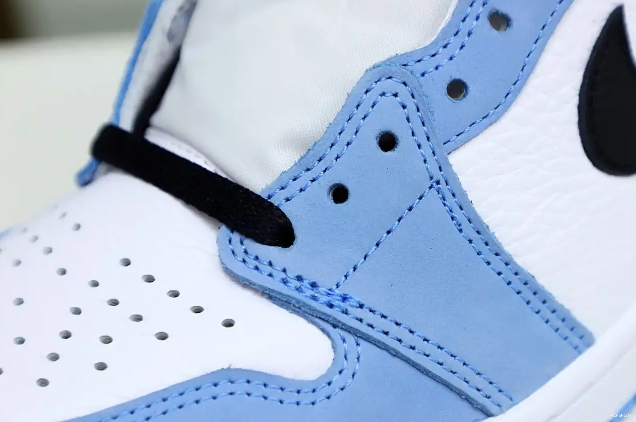 1 HIGH RETRO 'UNIVERSITY AIR JORDAN OG 0413
